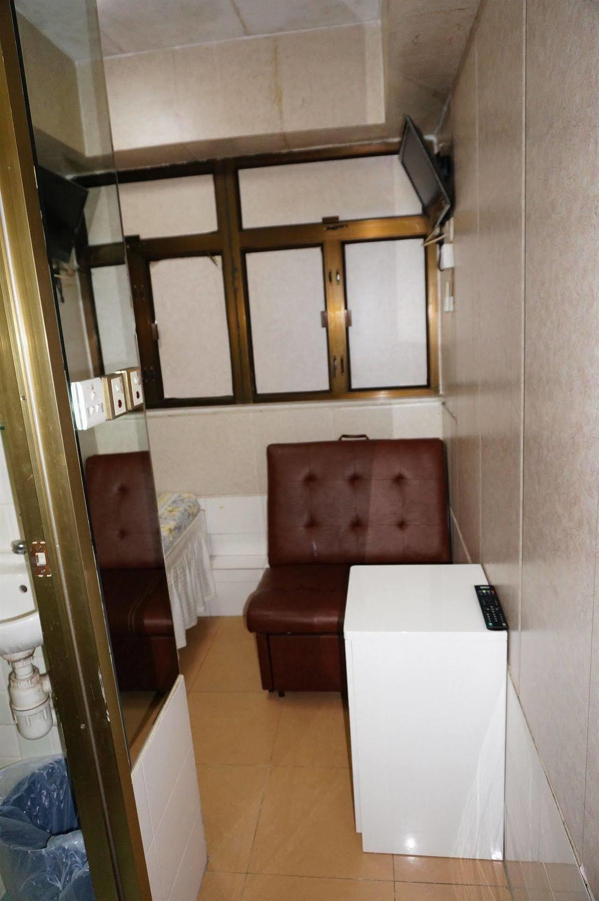 Lucky Comfort Inn Kowloon  Exterior photo